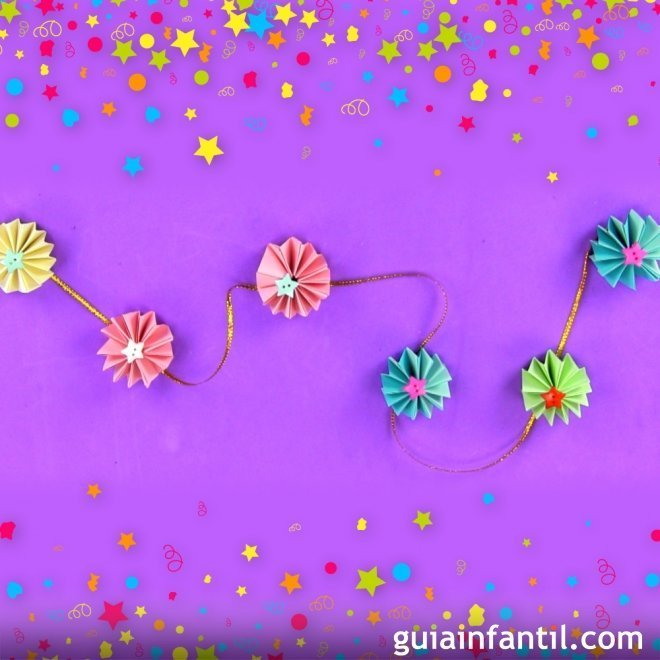 Cómo hacer una guirnalda de origami para decorar