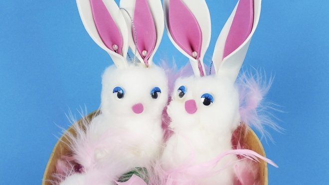 Cómo hacer un esponjoso conejito de Pascua con algodón