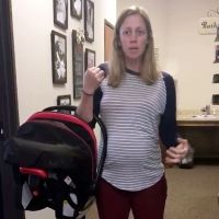 Cómo sujetar la silla del bebé para el coche de forma correcta