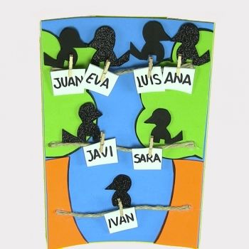 Árbol genealógico con material de reciclaje. Manualidad infantil