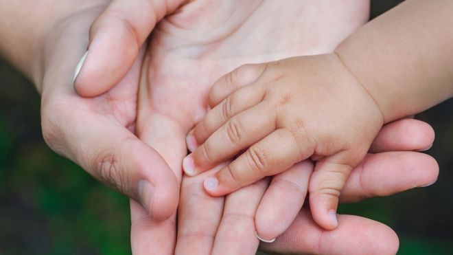 La importancia del vínculo y el apego para los niños. Entrevista con Javier Urra
