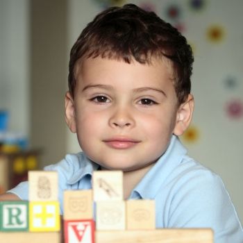 Qué es el autismo infantil: síntomas, diagnóstico y tratamiento