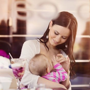 Cómo debe ser la alimentación de la madre lactante