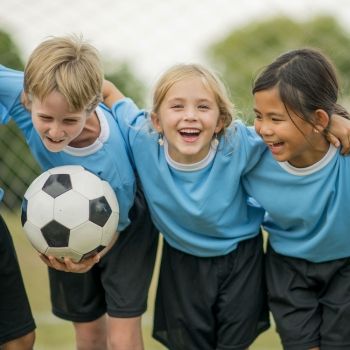 El deporte aparta a los niños de las conductas de riesgo