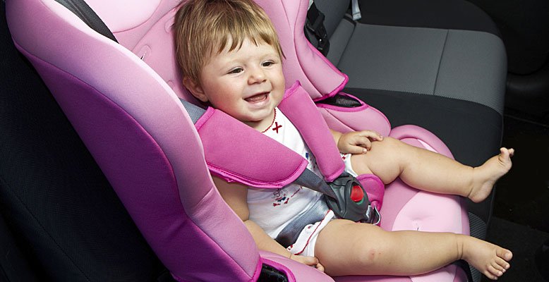 Guía para elegir la silla de coche perfecta para bebés y niños