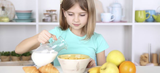 Alimentos básicos en el desayuno de los niños