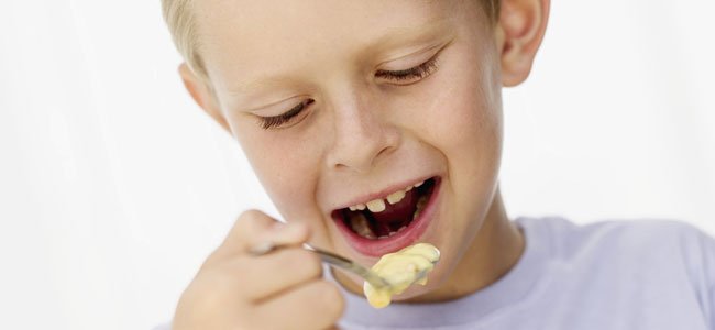 Niño come flan