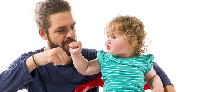 Padres aceptan la forma de ser de los hijos