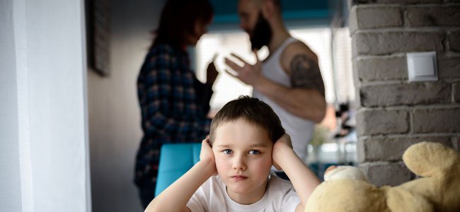 Consecuencias de hablar todo delante de los hijos Consecuencias de hablar todo delante de los hijos