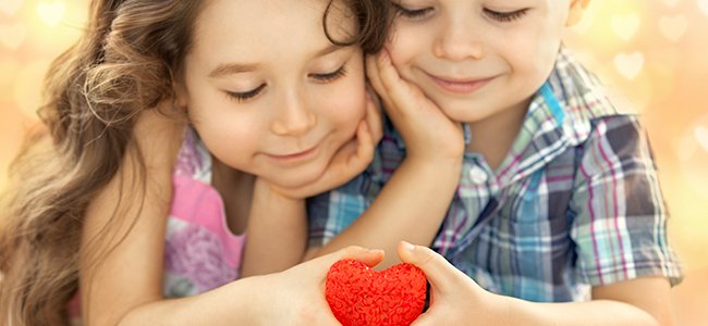 Corazones para los niños en familia Corazones para los niños en familia