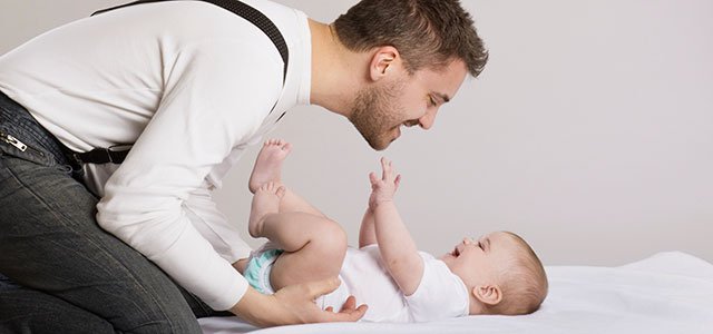 La primera vez que el bebé dice papá Nombres bíblicos de niña