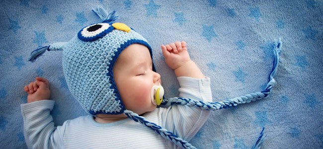 Recién nacido de azul