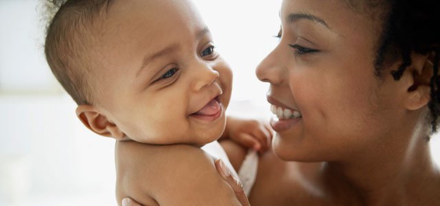madre con bebé