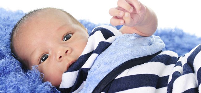 Nombres populares para niño en Honduras Bebé moreno