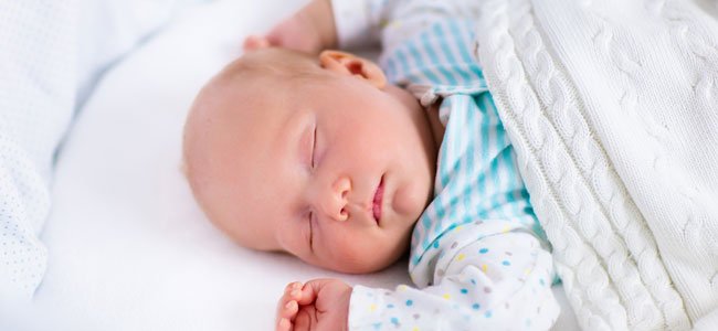 Bebé duerme