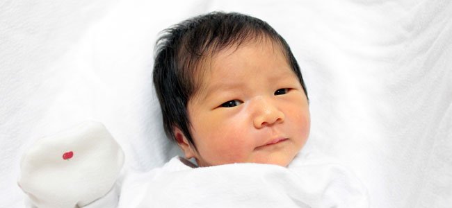 Recién nacido latino