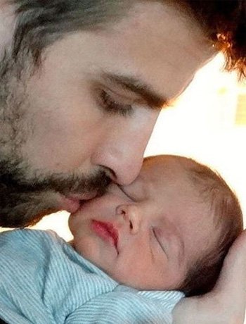 La primera foto de Milan, bebé de Shakira y Piqué La primera foto de Milan, bebé de Shakira y Piqué