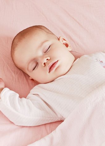 Las mejores posiciones para dormir al bebé