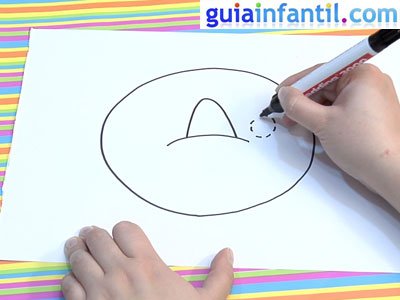 Careta de dinosaurio para dibujar. Paso 1.