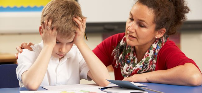 Orienta el aprendizaje por medio de la participacion y los desequilibrios cognitivos