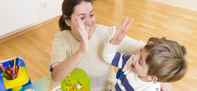 Cómo debe ser el baño del recién nacido - Criar con Sentido Común