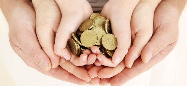 Errores de los padres cuando dan la paga a los hijos Errores de los padres cuando dan la paga a los hijos