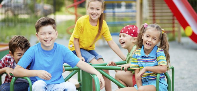 Niños Del Recreo Aprenden Colegio En Los Qué El qpSMzUV