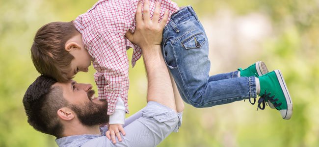 Cómo conseguir que tu hijo te respete Padre con hijo