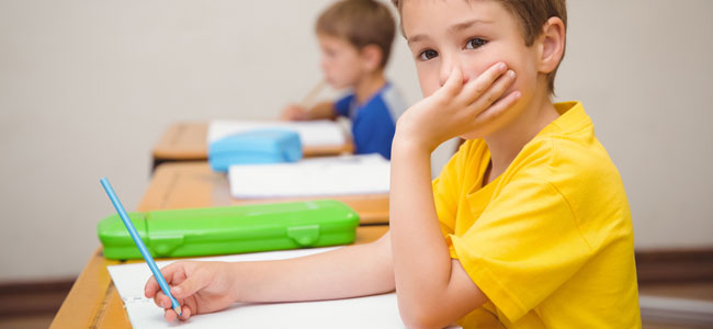 El impacto para el niño de ser el pequeño de la clase