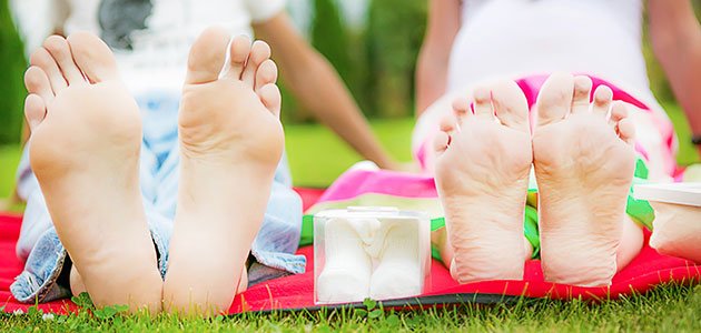 Por qué crecen los pies durante el embarazo Pies de embarazadas