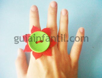 Anillo flor