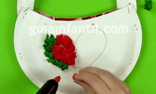 Cómo hacer un bolso decorativo para mamá. Paso 4 Cómo hacer un bolso decorativo para mamá. Paso 4
