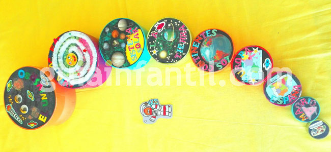 Juego de las cajas cósmicas. Manualidad Montessori Juego de las cajas cósmicas. Manualidad Montessori