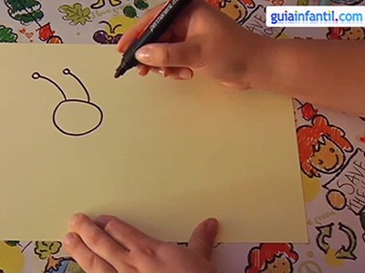 Dibujar un ciempiés. Paso 1.