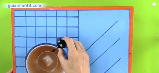 Cocina de juguete con cartón. Paso 5