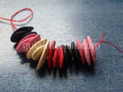 Cómo hacer un collar de pipas. Paso 4