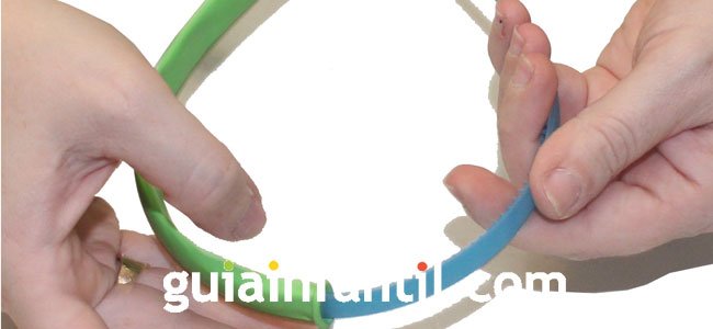 Diadema con flor hecha con globos. Paso 4 Diadema con flor hecha con globos. Paso 4