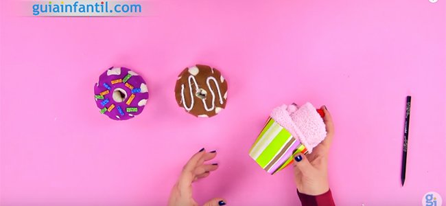 Donuts con calcetines. Paso 5