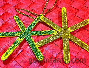 Estrellas navideñas con purpurina