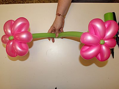 tabaco María rueda Ramo de flores con globos. Manualidad de globoflexia para niños