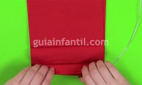 Cómo hacer flores con papel. Paso 2