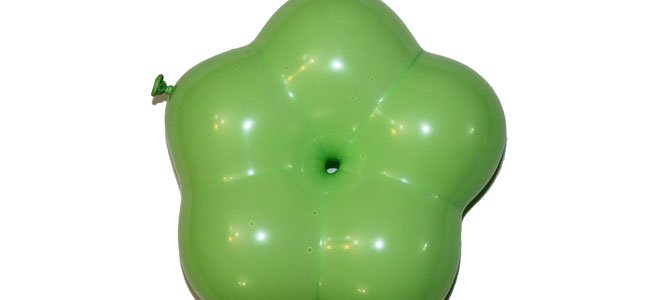 Muñeco de nieve con globos. Paso 3 Muñeco de nieve con globos. Paso 3