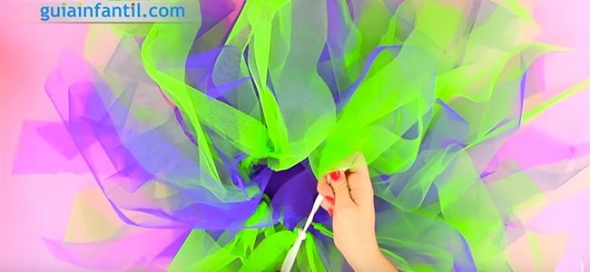 Disfraz de Frozen 2. Paso 3