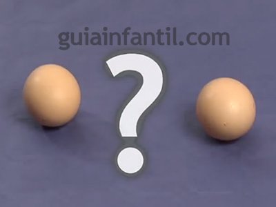 Diferenciar un huevo crudo de uno cocido. Paso 2