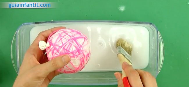 Huevo de Pascua con sorpresa. Paso 3