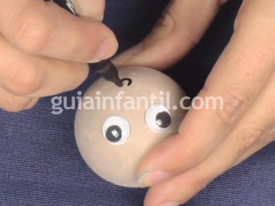 Juego de bolos con material reciclado deals