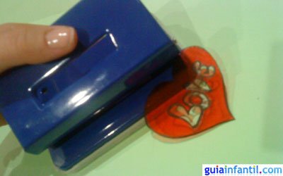 Manualidad llavero corazón. Paso 3.