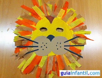 Máscara de león con plato de papel. Manualidades de Carnaval