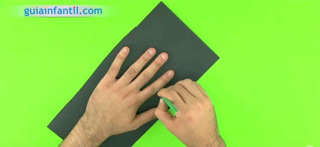 Cómo hacer una máscara de reno. Paso 3