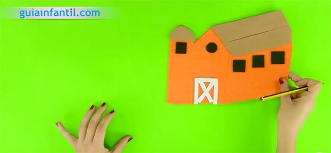 Móvil decorativo de granja con animales. Paso 2